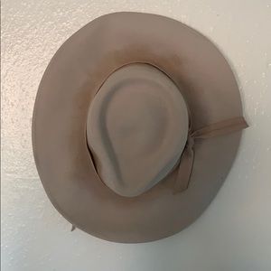 Free people ale by Alessandra